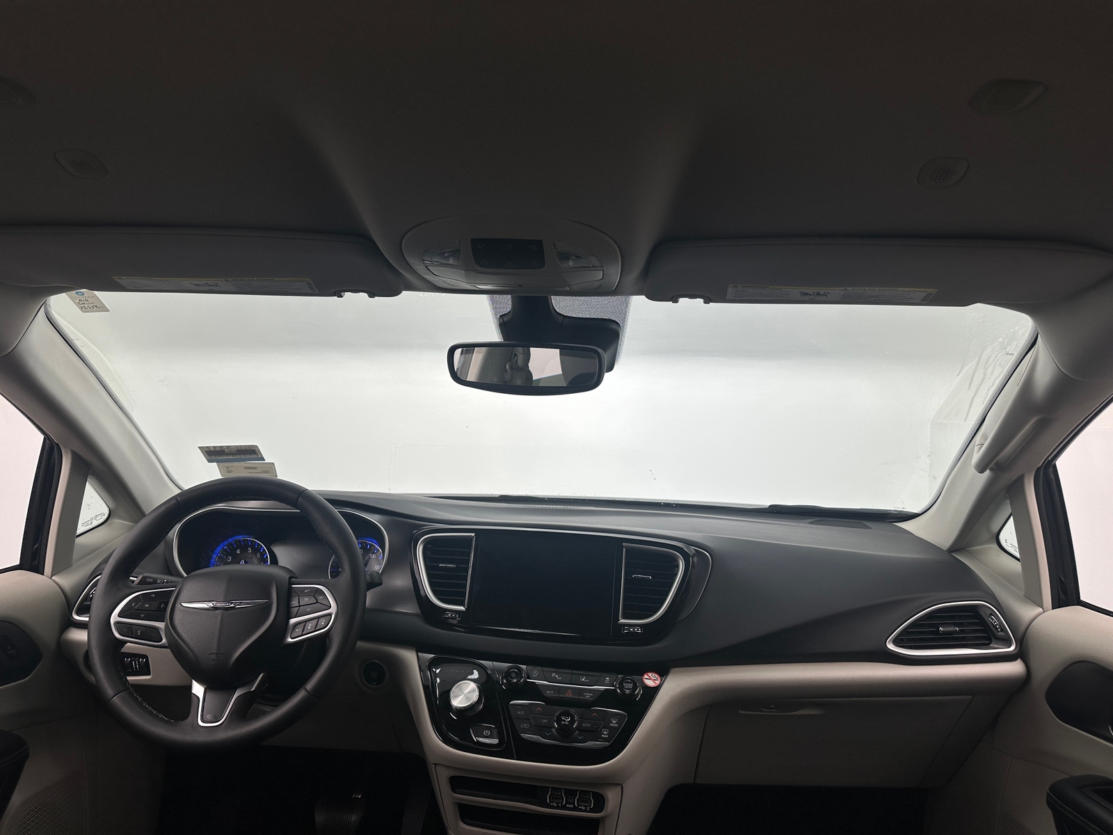 Thumbnail: 2024 Chrysler Pacifica - 2