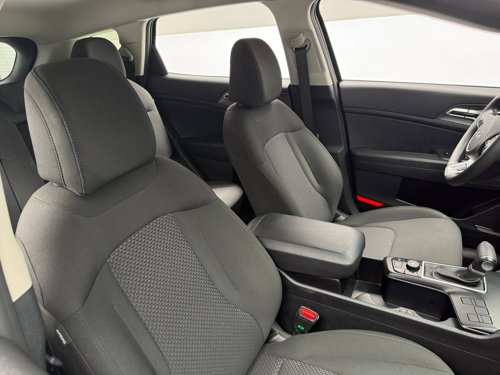 Thumbnail: 2025 Kia Sportage - 2