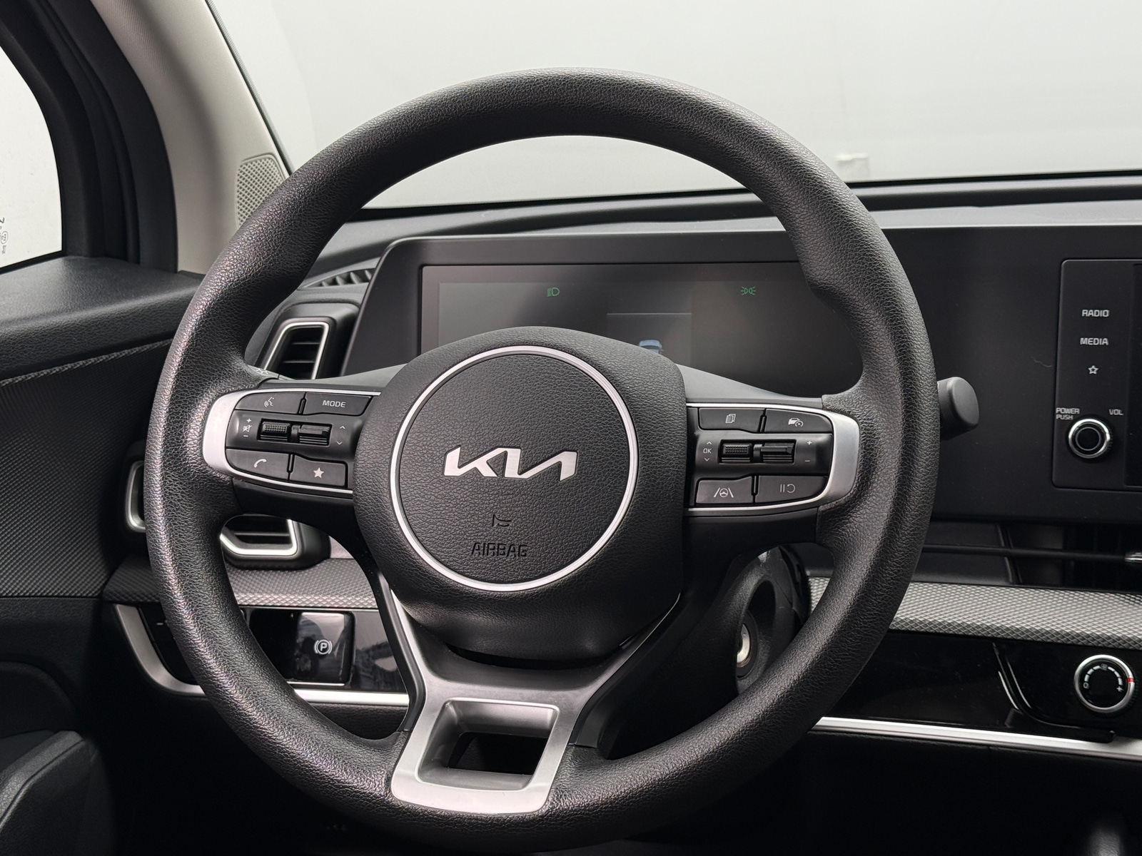 Thumbnail: 2025 Kia Sportage - 5