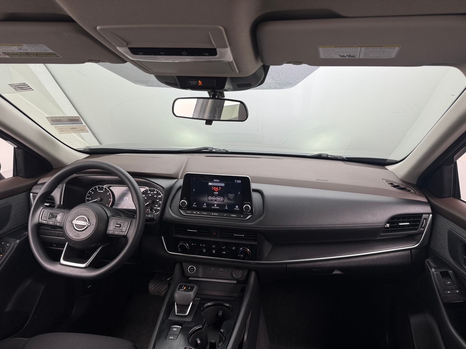 Thumbnail: 2023 Nissan Rogue - 3