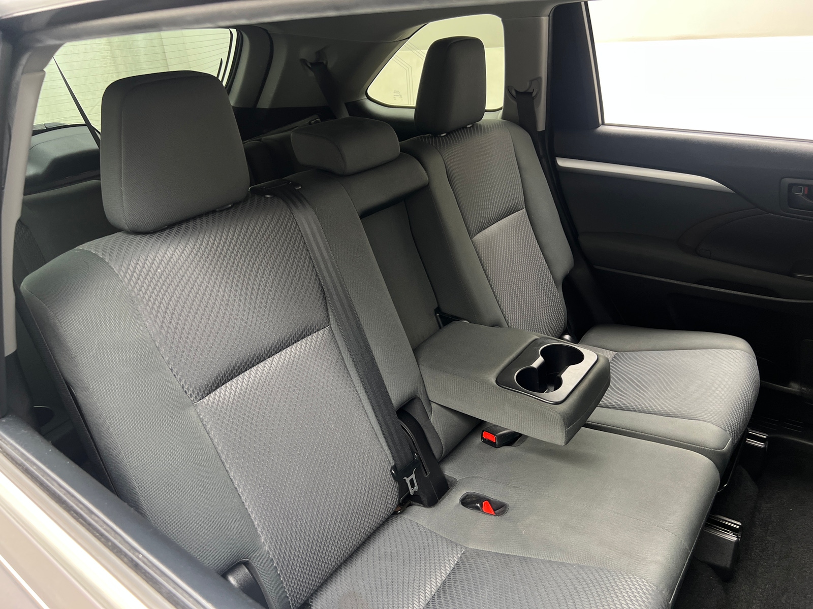 Thumbnail: 2019 Toyota Highlander - 6