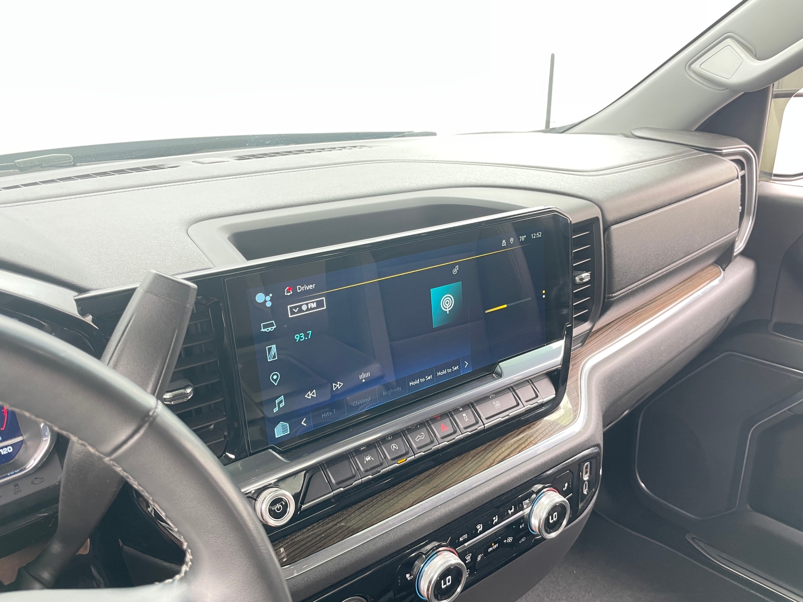 Thumbnail: 2023 Chevrolet Silverado 1500 - 4