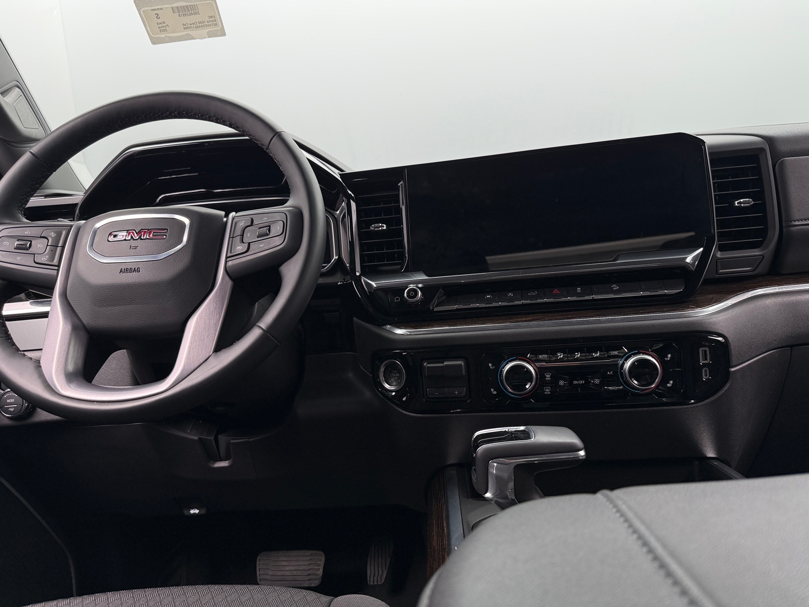 Thumbnail: 2025 GMC Sierra 1500 - 3