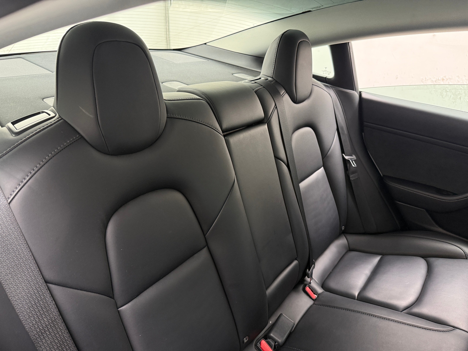 Thumbnail: 2022 Tesla Model 3 - 5