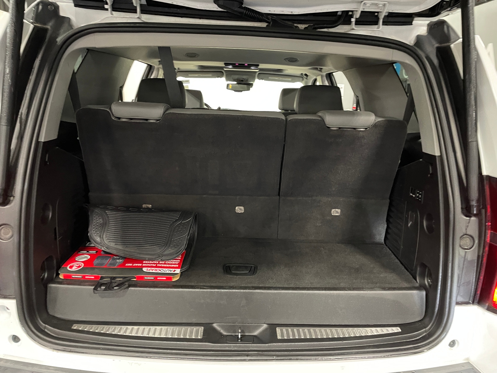 Thumbnail: 2020 Chevrolet Tahoe - 6