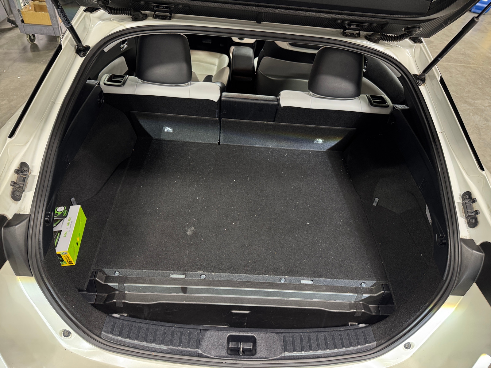 Thumbnail: 2017 Toyota Prius Prime - 7