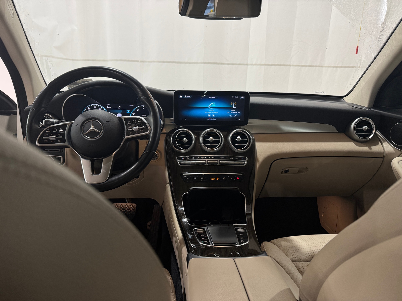 Thumbnail: 2022 Mercedes-Benz GLC - 2