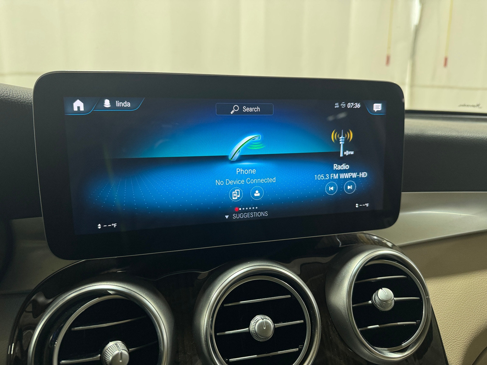 Thumbnail: 2022 Mercedes-Benz GLC - 3