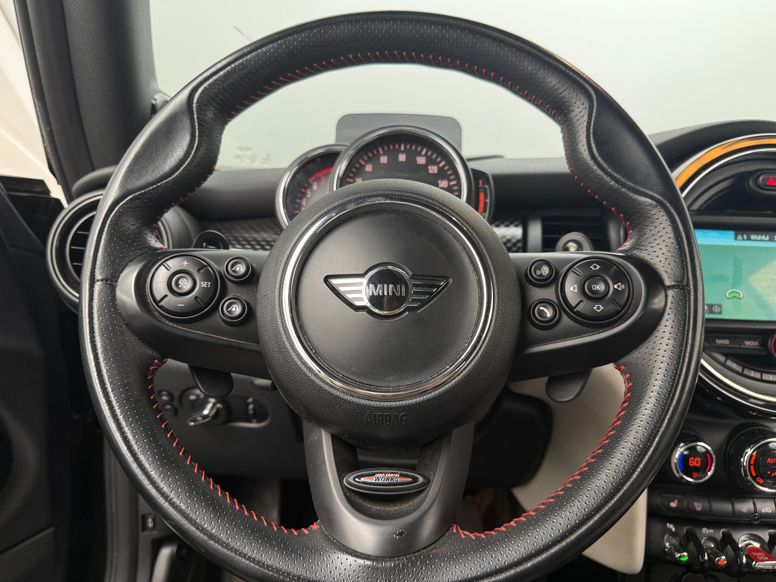 Thumbnail: 2019 MINI Cooper Convertible - 4