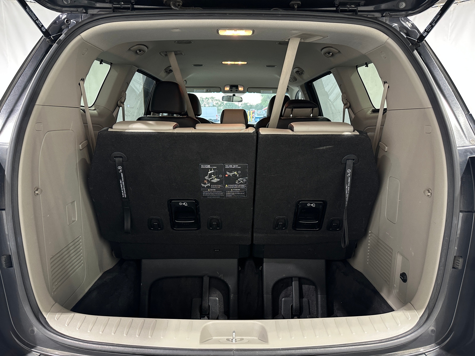 Thumbnail: 2021 Kia Sedona - 6