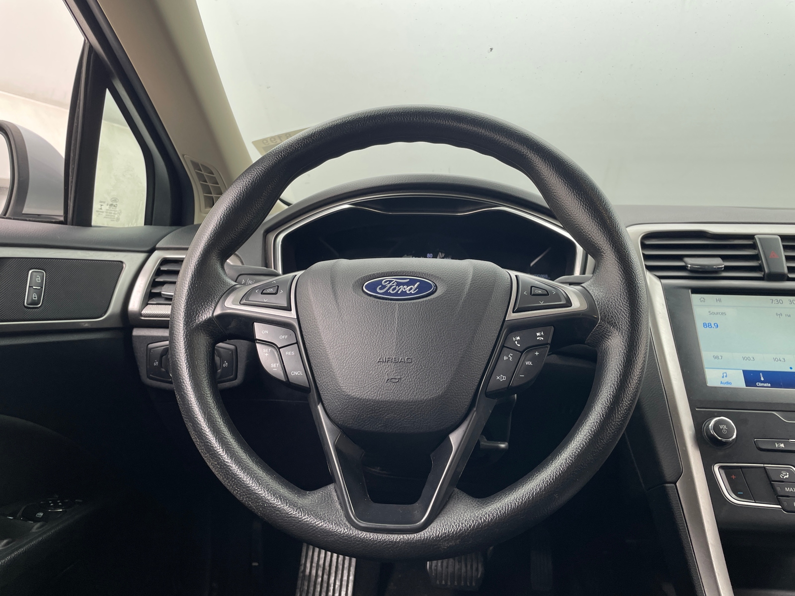 Thumbnail: 2020 Ford Fusion - 5