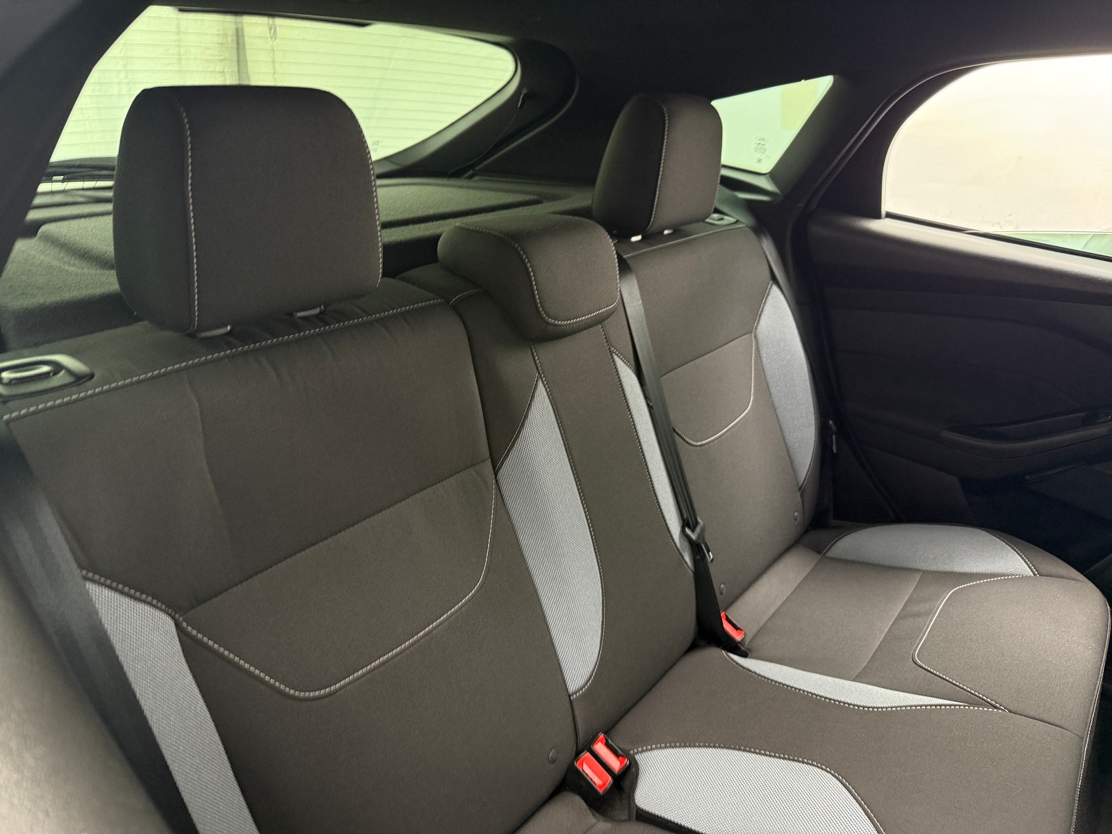 Thumbnail: 2018 Ford Focus - 6