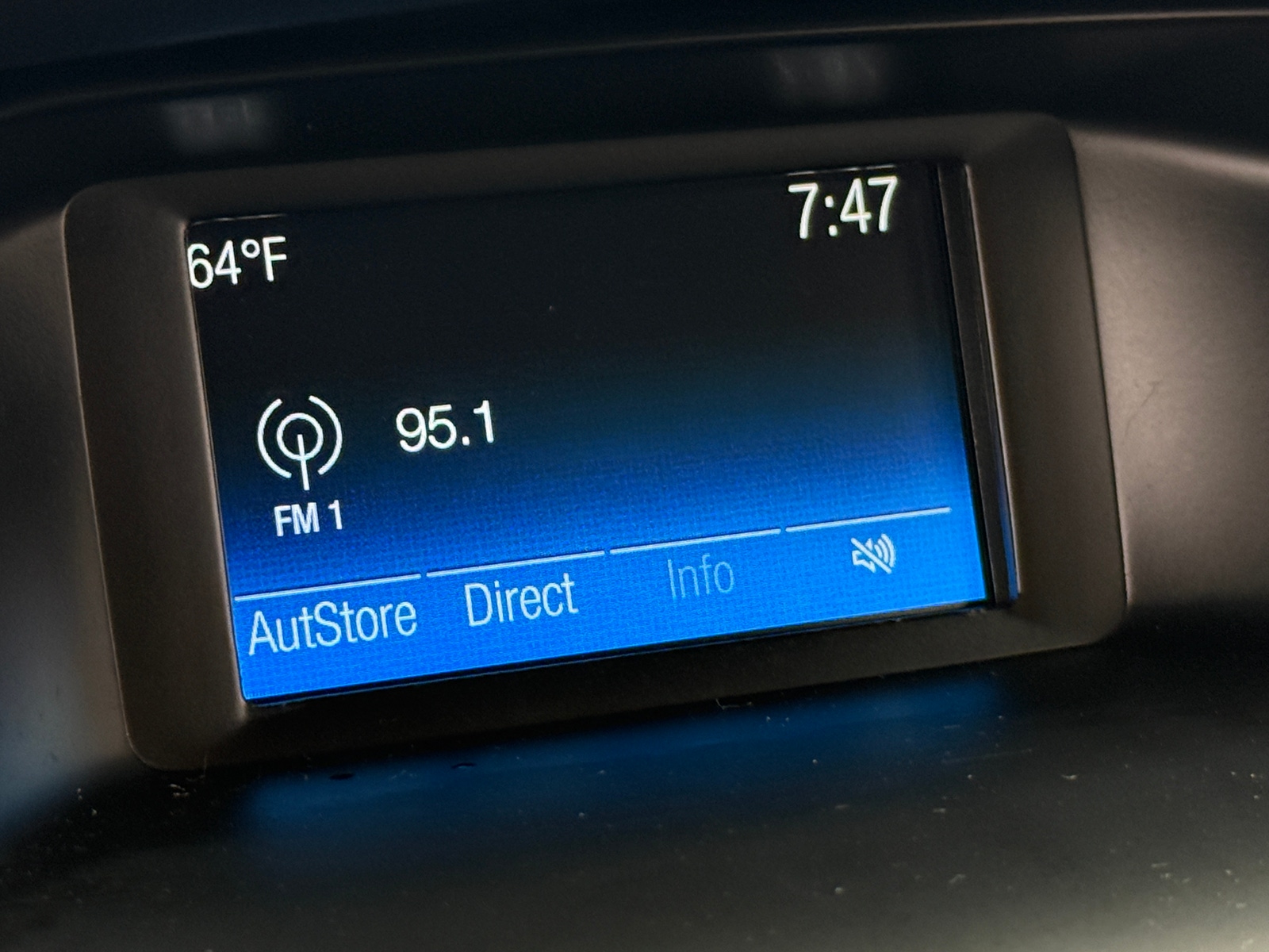 Thumbnail: 2018 Ford Focus - 4