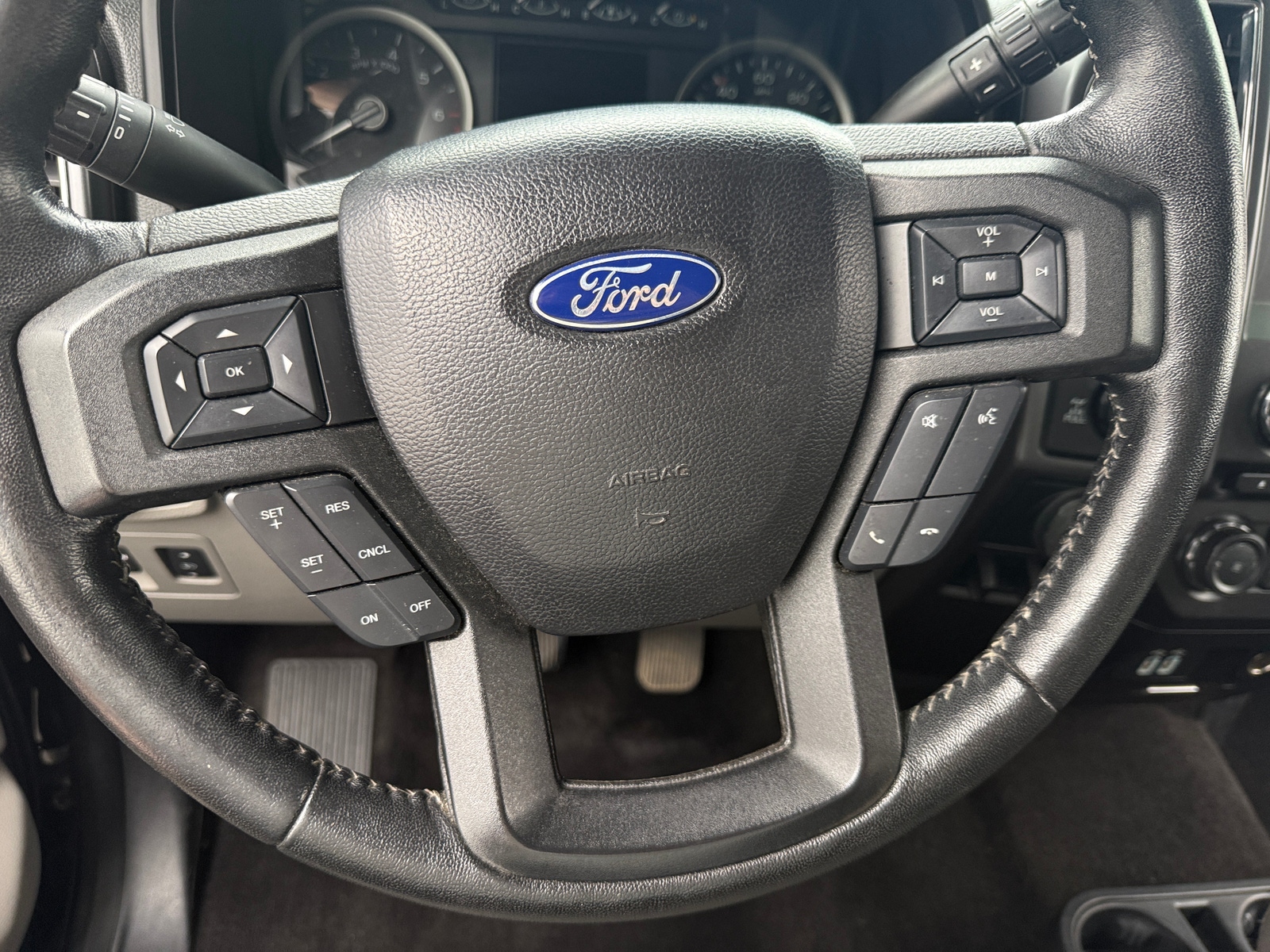 Thumbnail: 2018 Ford Econoline - 5