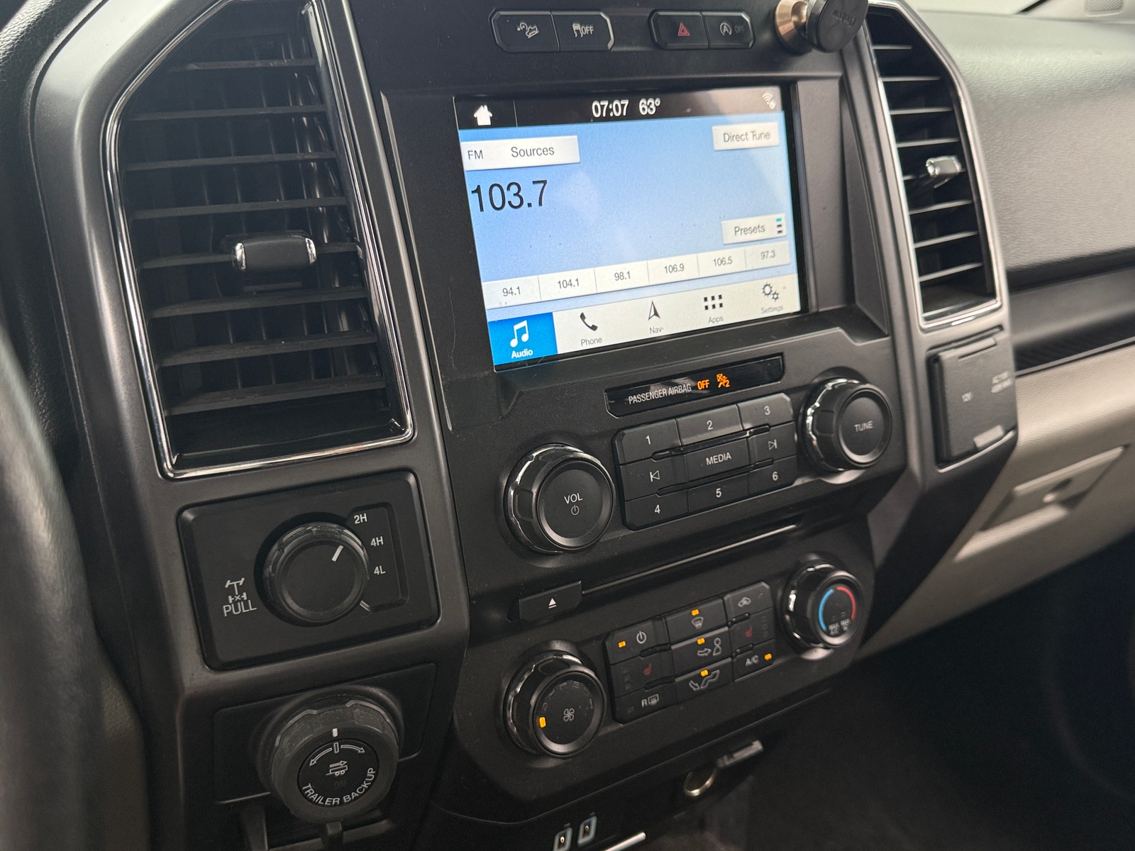 Thumbnail: 2018 Ford Econoline - 4