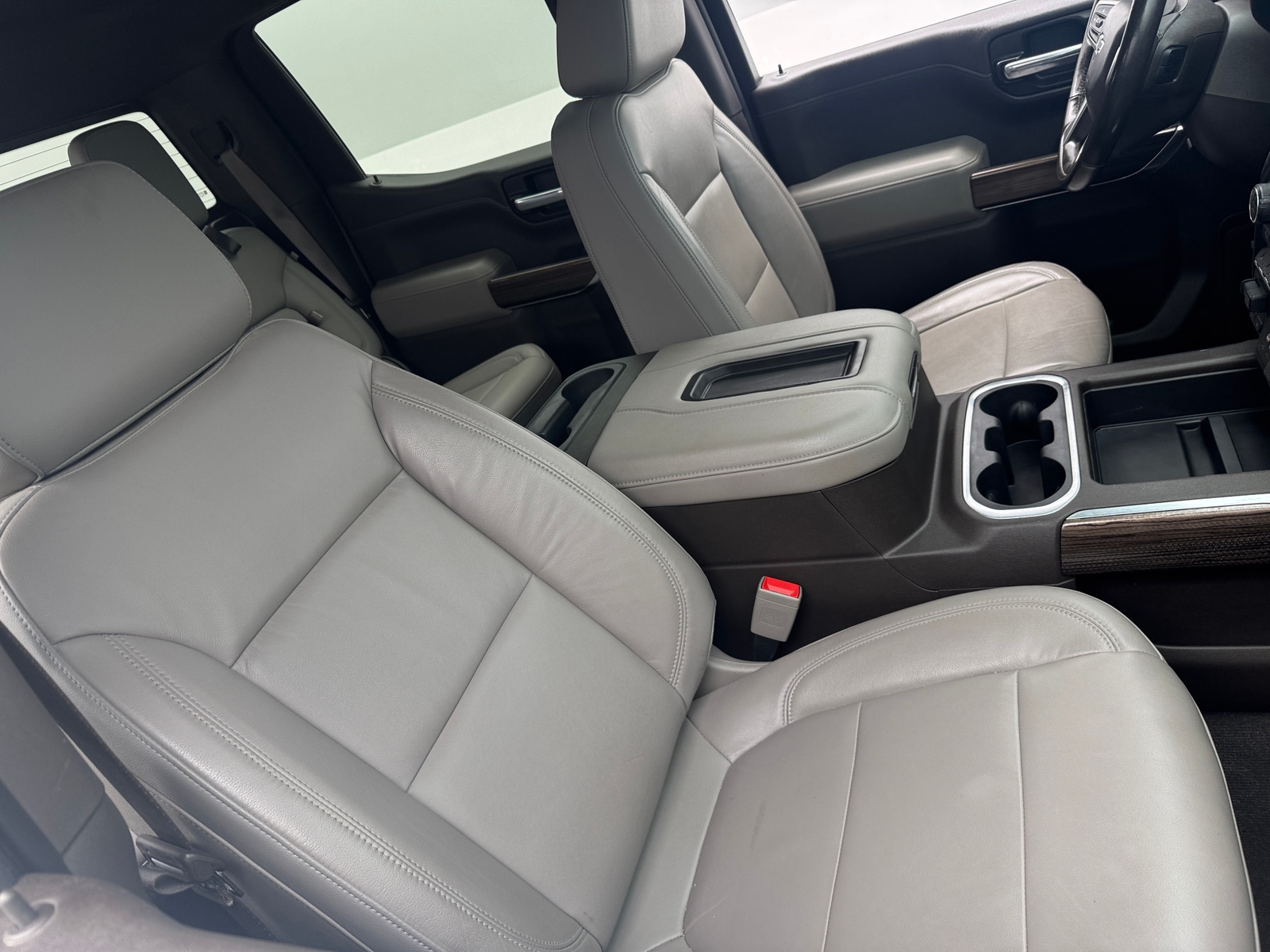 Thumbnail: 2020 Chevrolet Silverado 1500 - 2