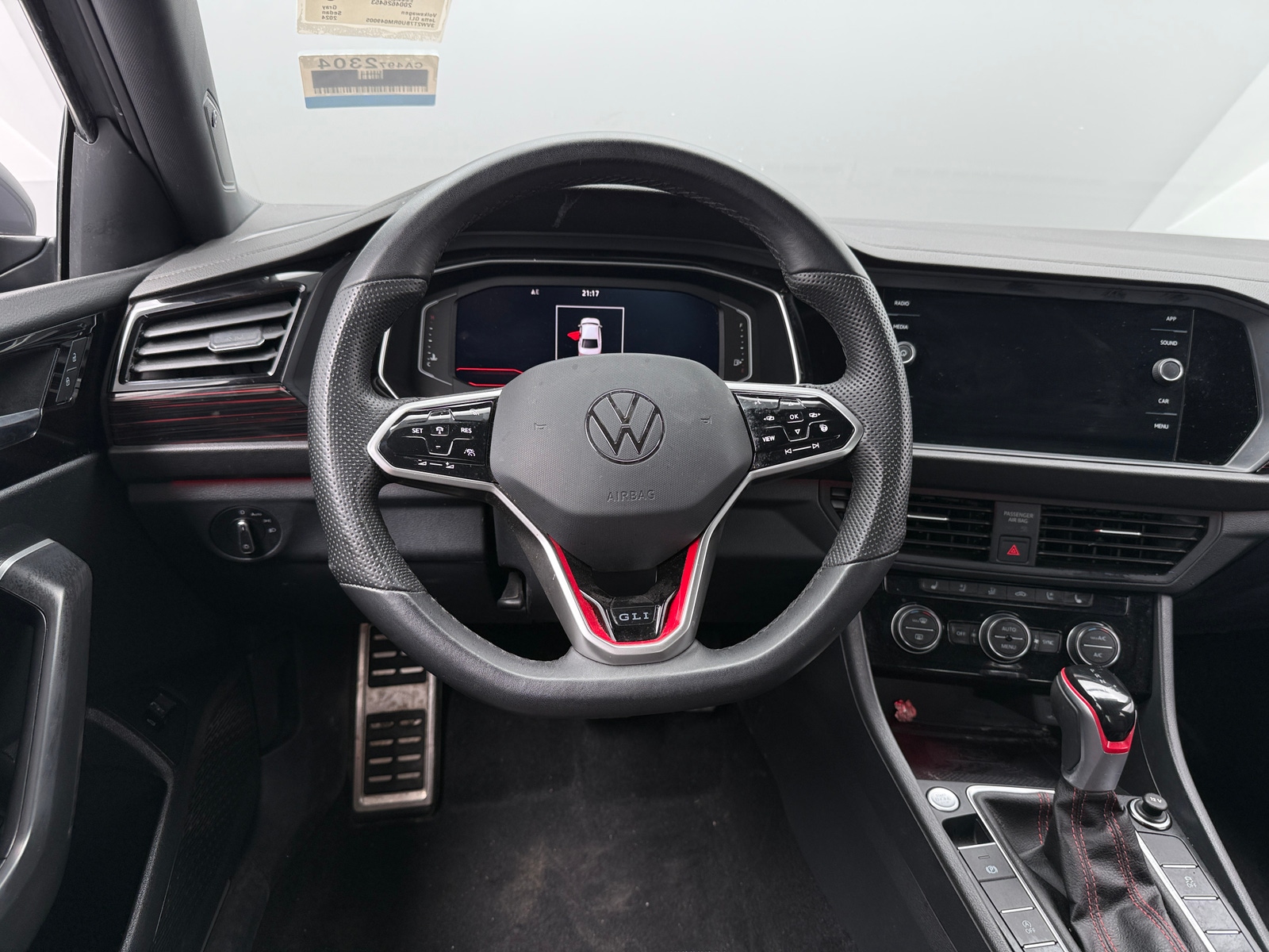 Thumbnail: 2024 Volkswagen Jetta - 4