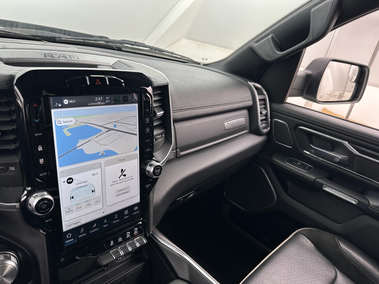 Thumbnail: 2023 RAM 1500 - 3