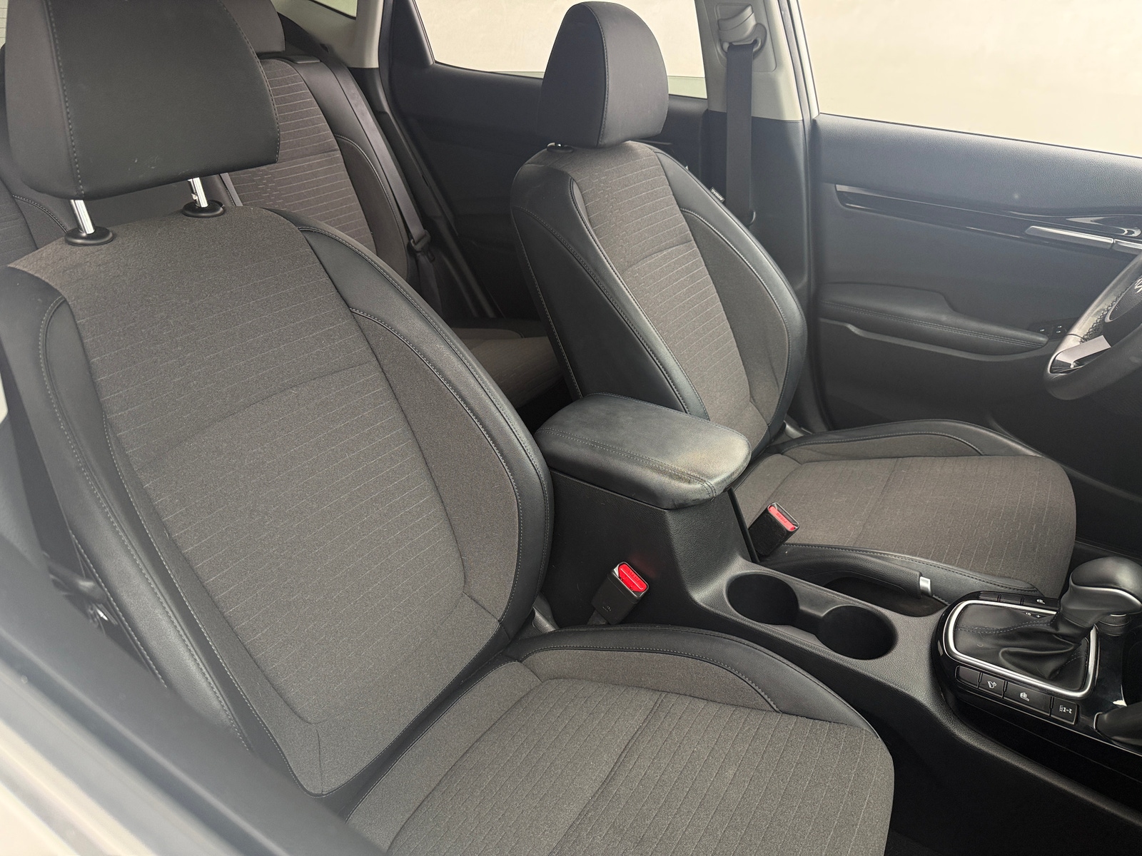 Thumbnail: 2022 Kia Seltos - 2