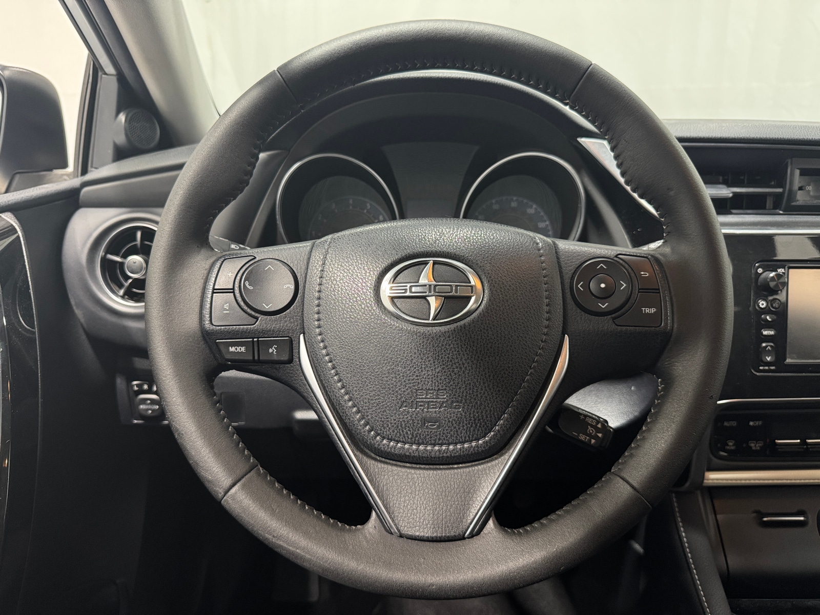 Thumbnail: 2016 Scion iM - 5