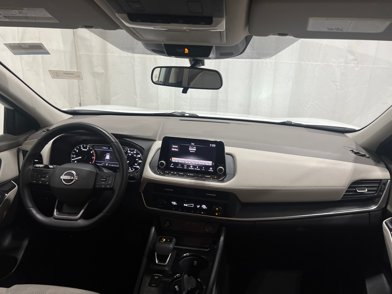 Thumbnail: 2025 Nissan Rogue - 3