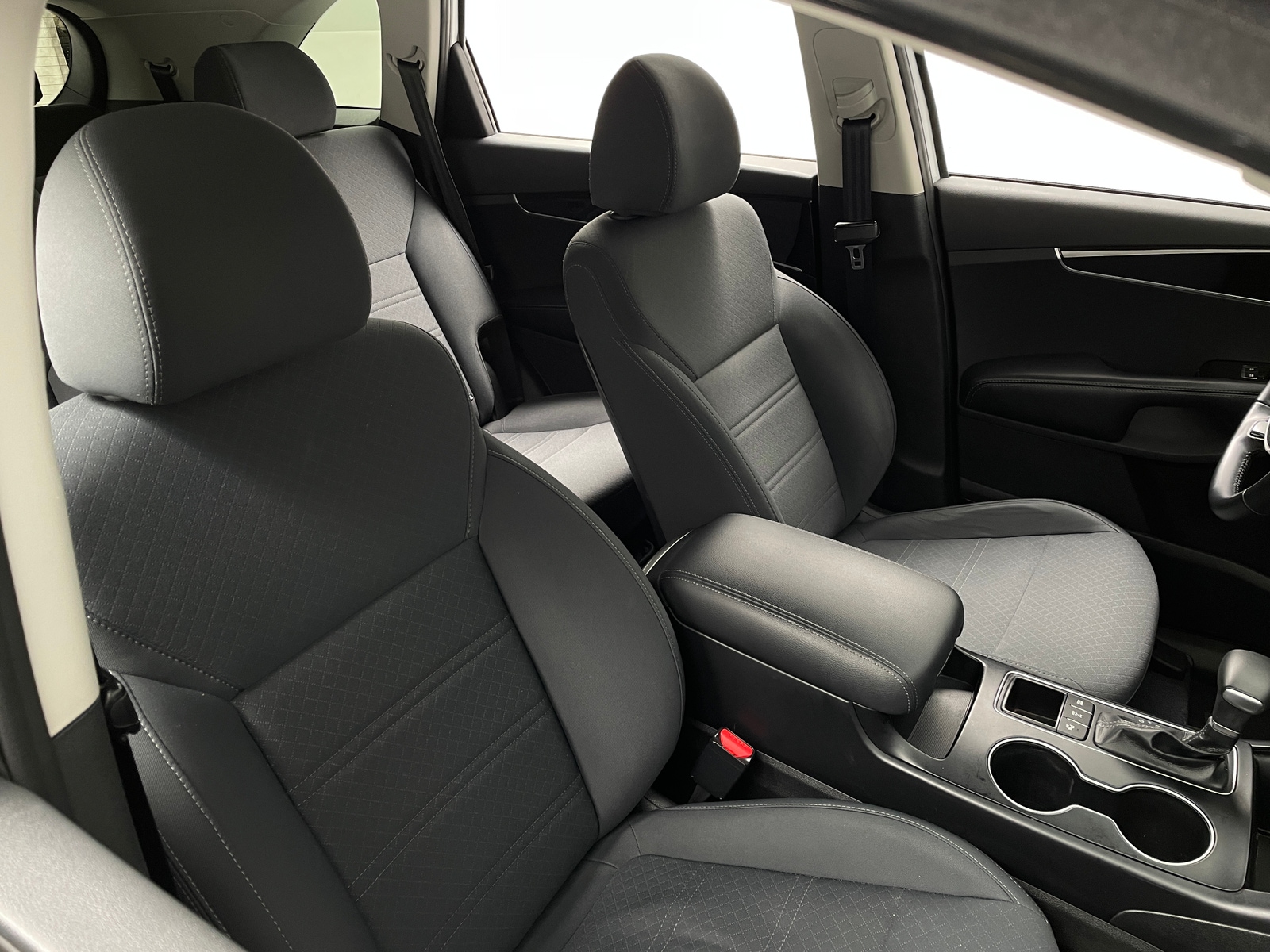 Thumbnail: 2019 Kia Sorento - 2