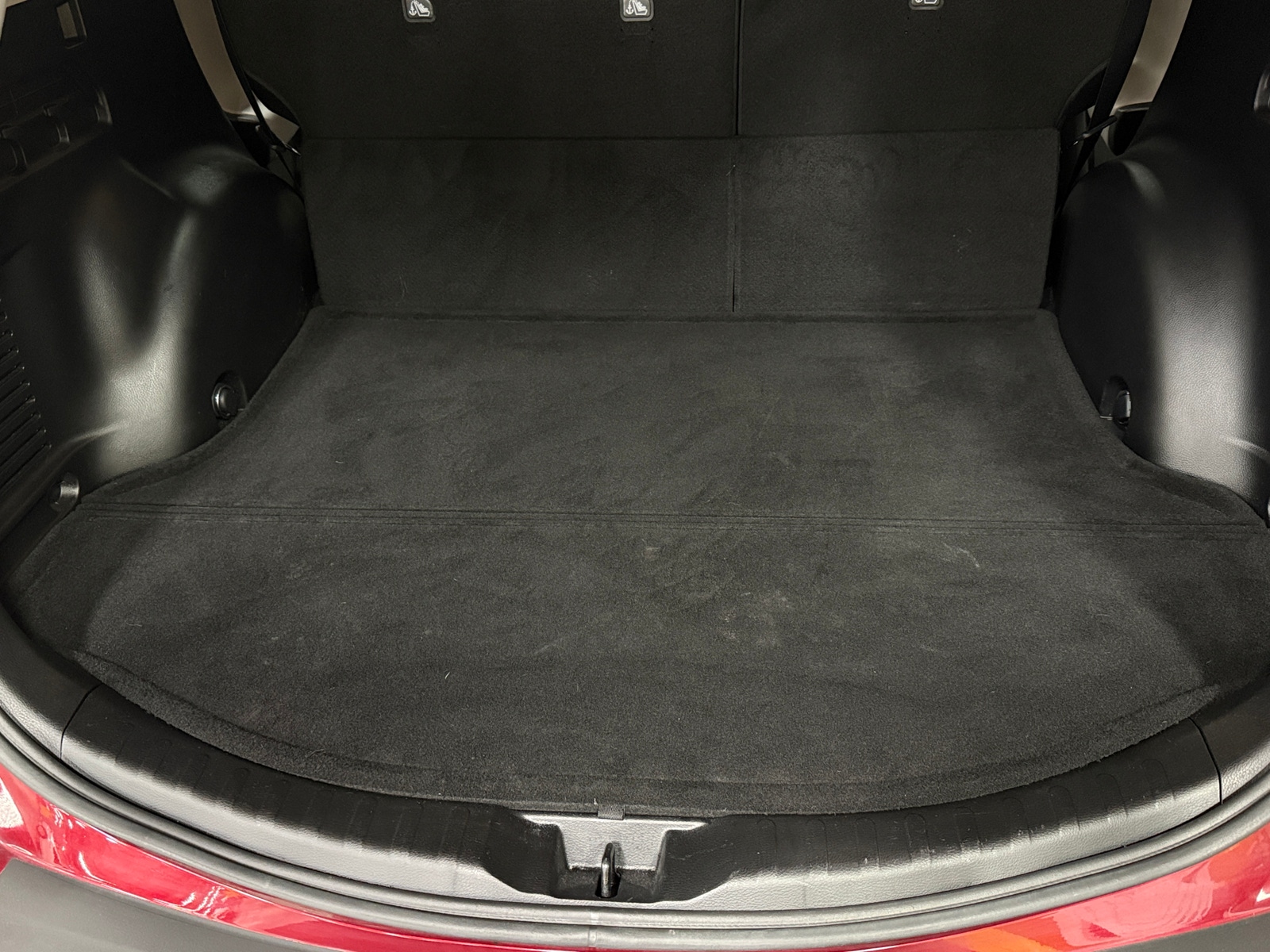 Thumbnail: 2018 Toyota RAV4 - 6