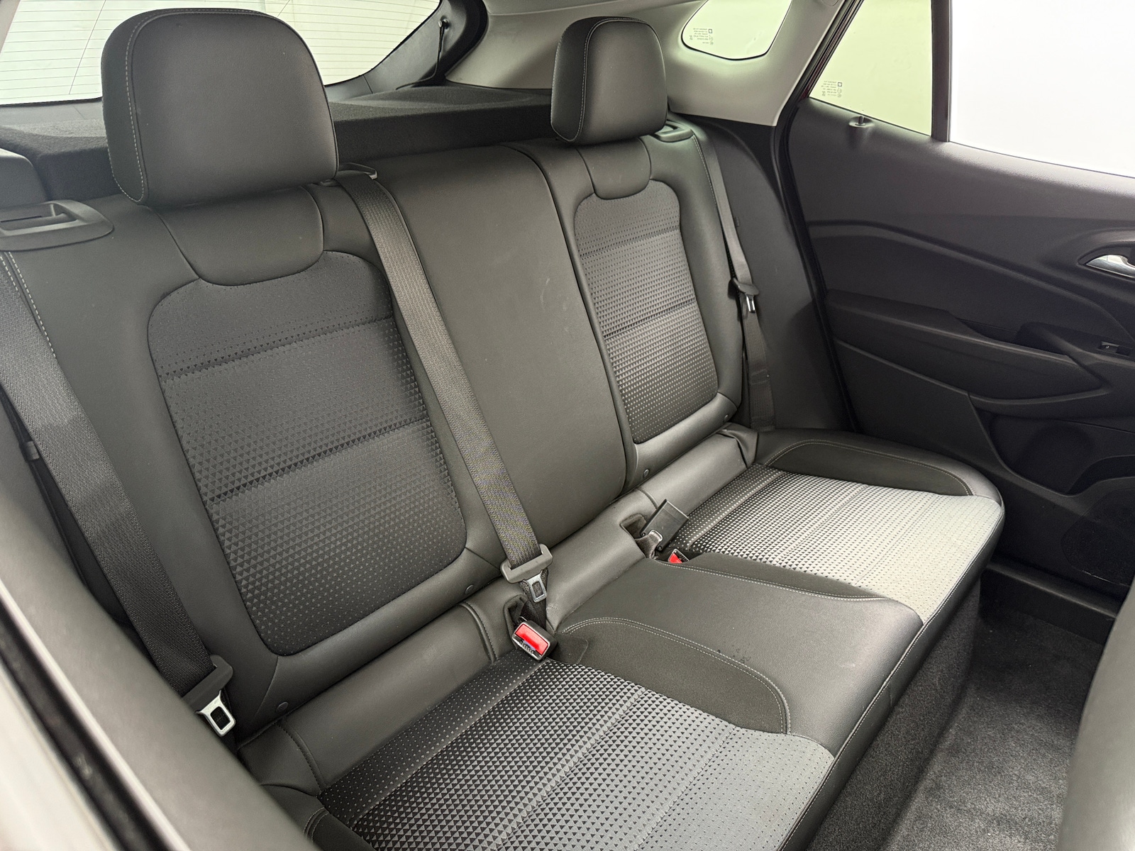 Thumbnail: 2025 Chevrolet Trax - 6