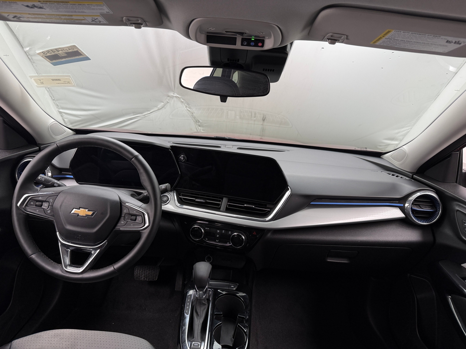 Thumbnail: 2025 Chevrolet Trax - 3