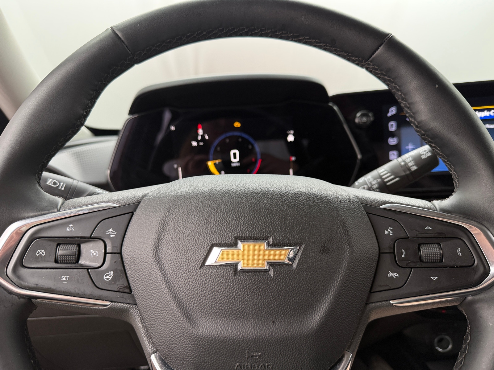 Thumbnail: 2025 Chevrolet Trax - 5