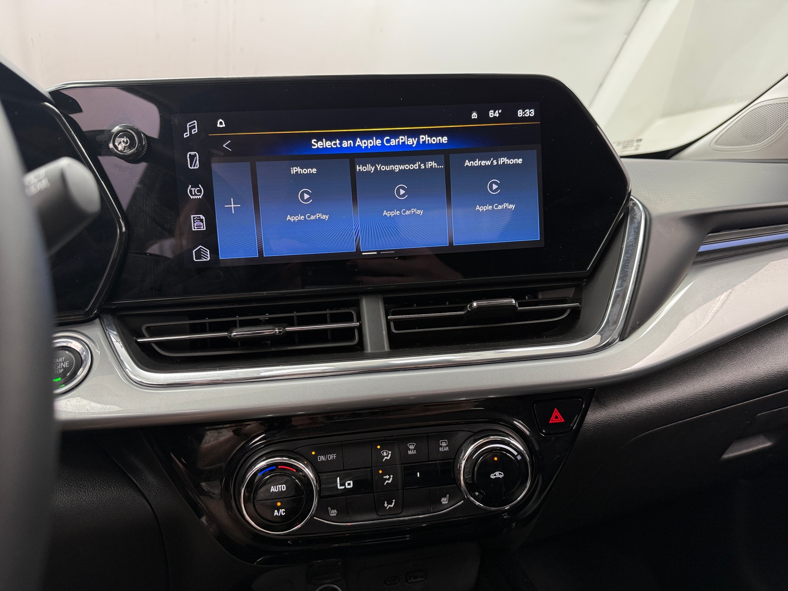 Thumbnail: 2025 Chevrolet Trax - 4