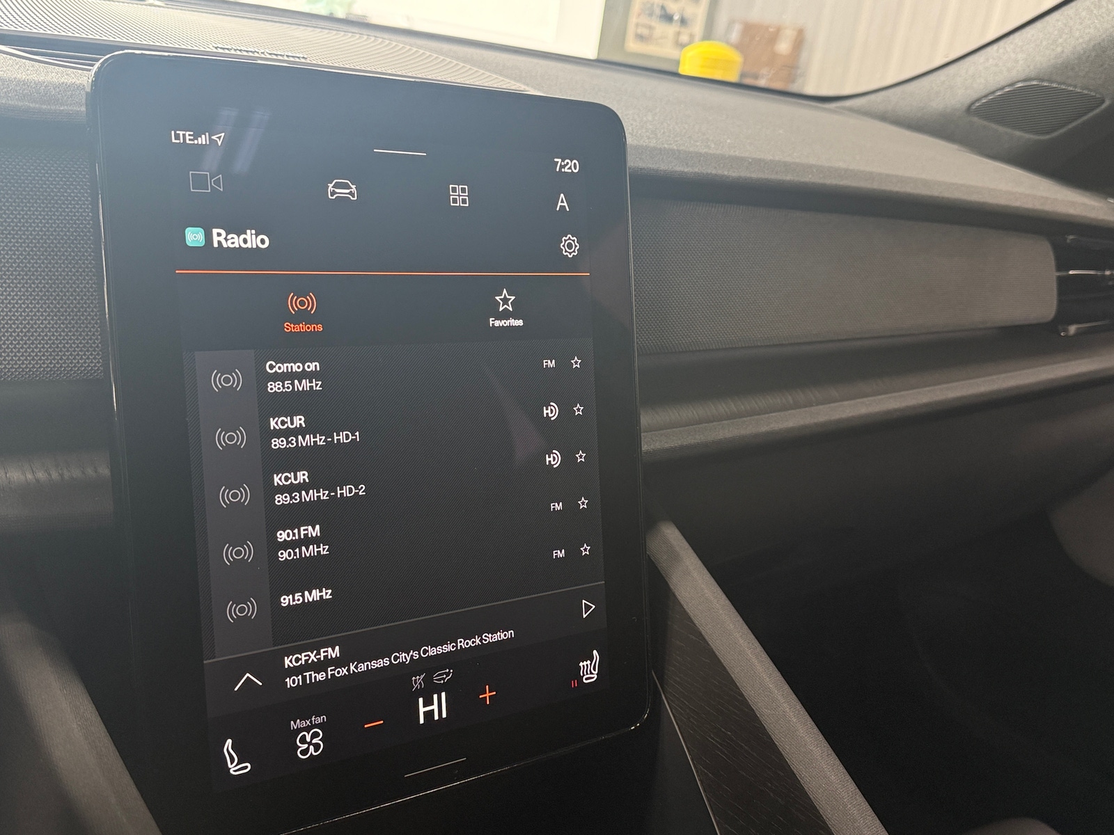 Thumbnail: 2021 Polestar 2 - 4