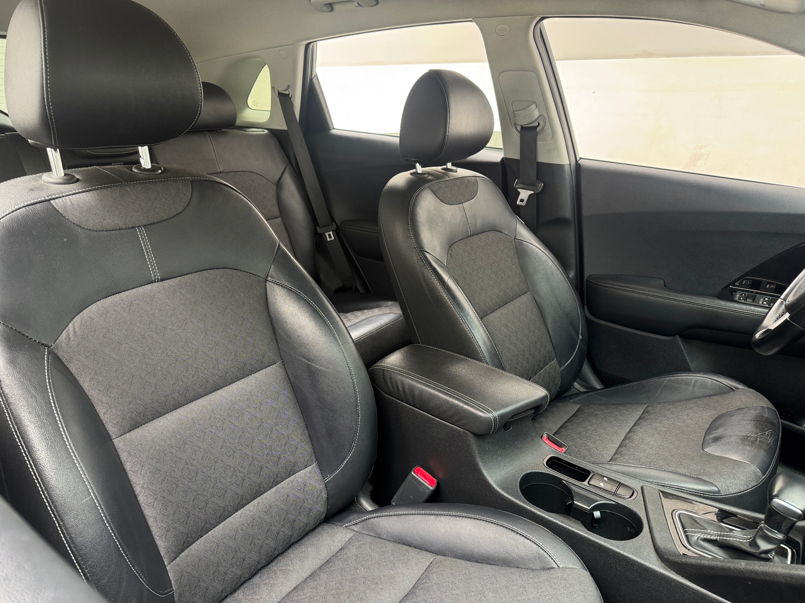 Thumbnail: 2017 Kia Niro - 2