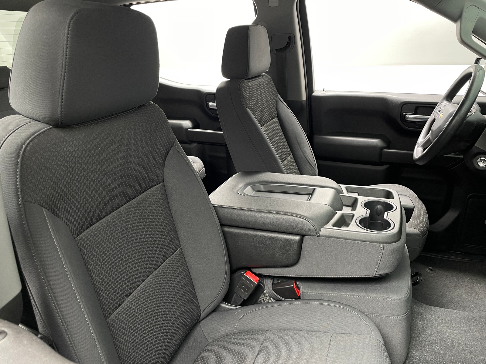 Thumbnail: 2020 Chevrolet Silverado 1500 - 2