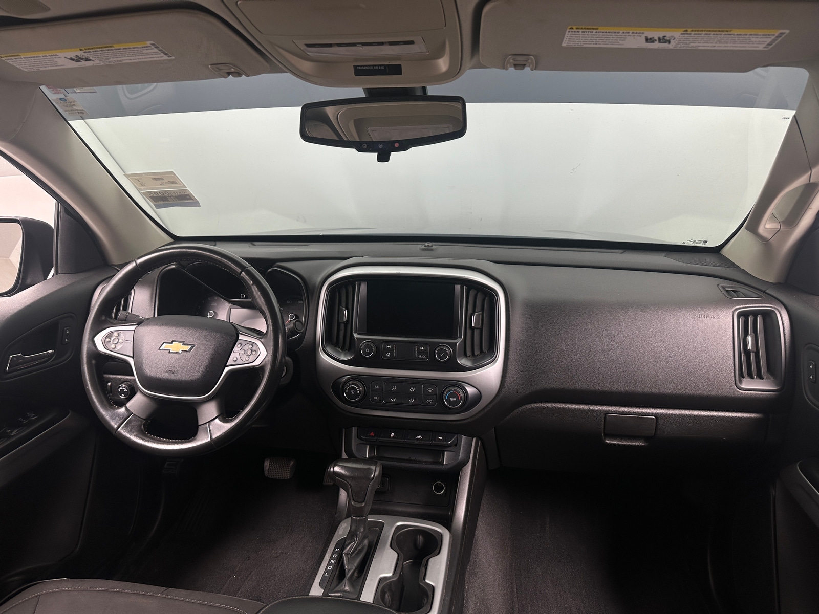 Thumbnail: 2019 Chevrolet Colorado - 3