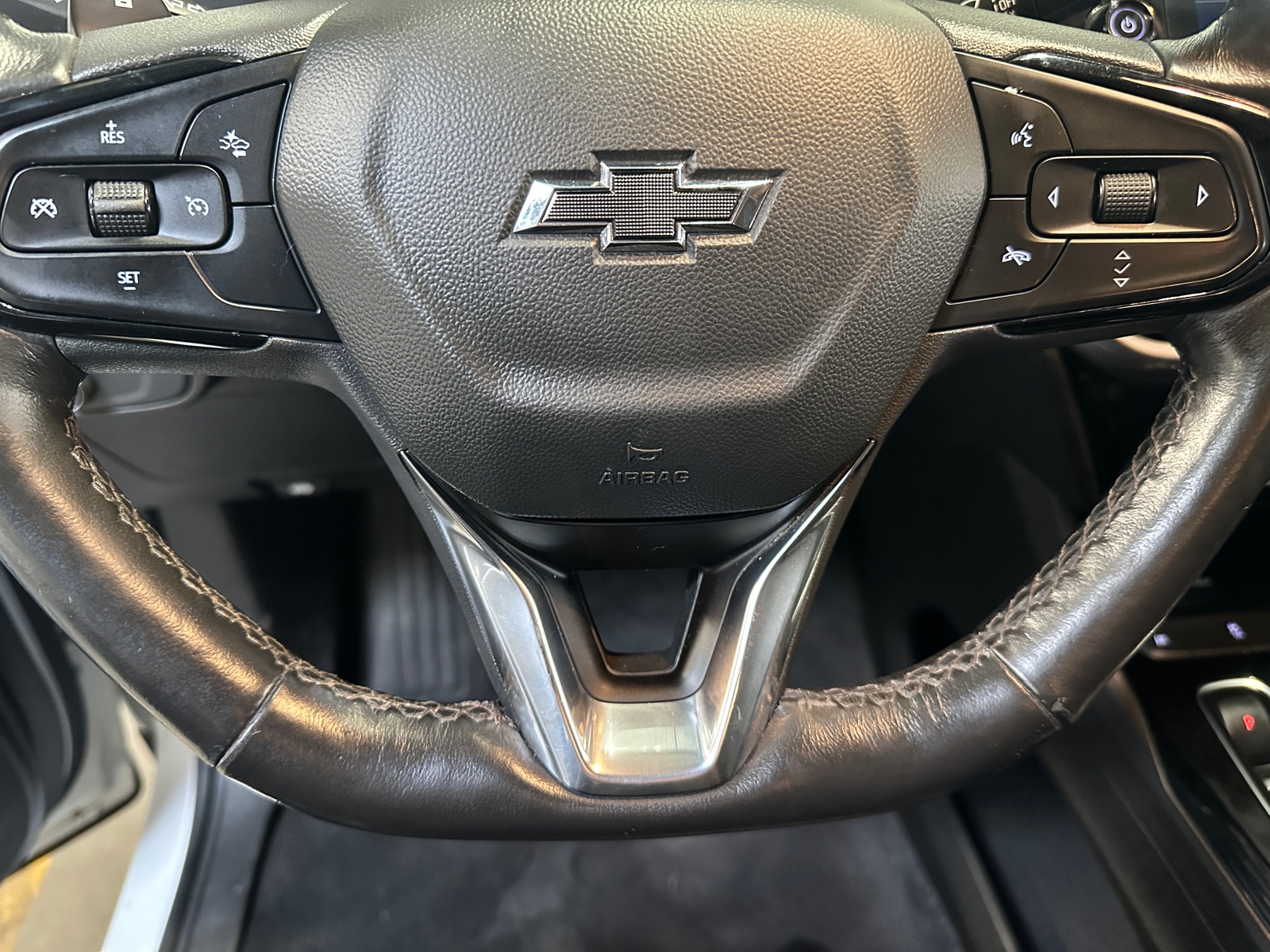 Thumbnail: 2022 Chevrolet Bolt EUV - 4