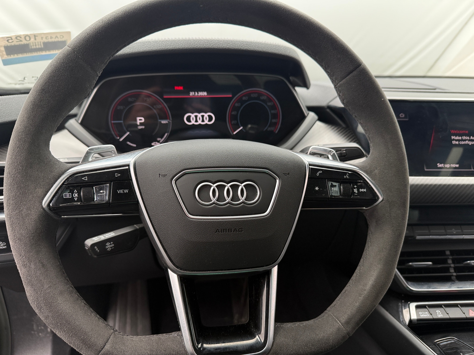 Thumbnail: 2022 Audi e-tron GT - 4