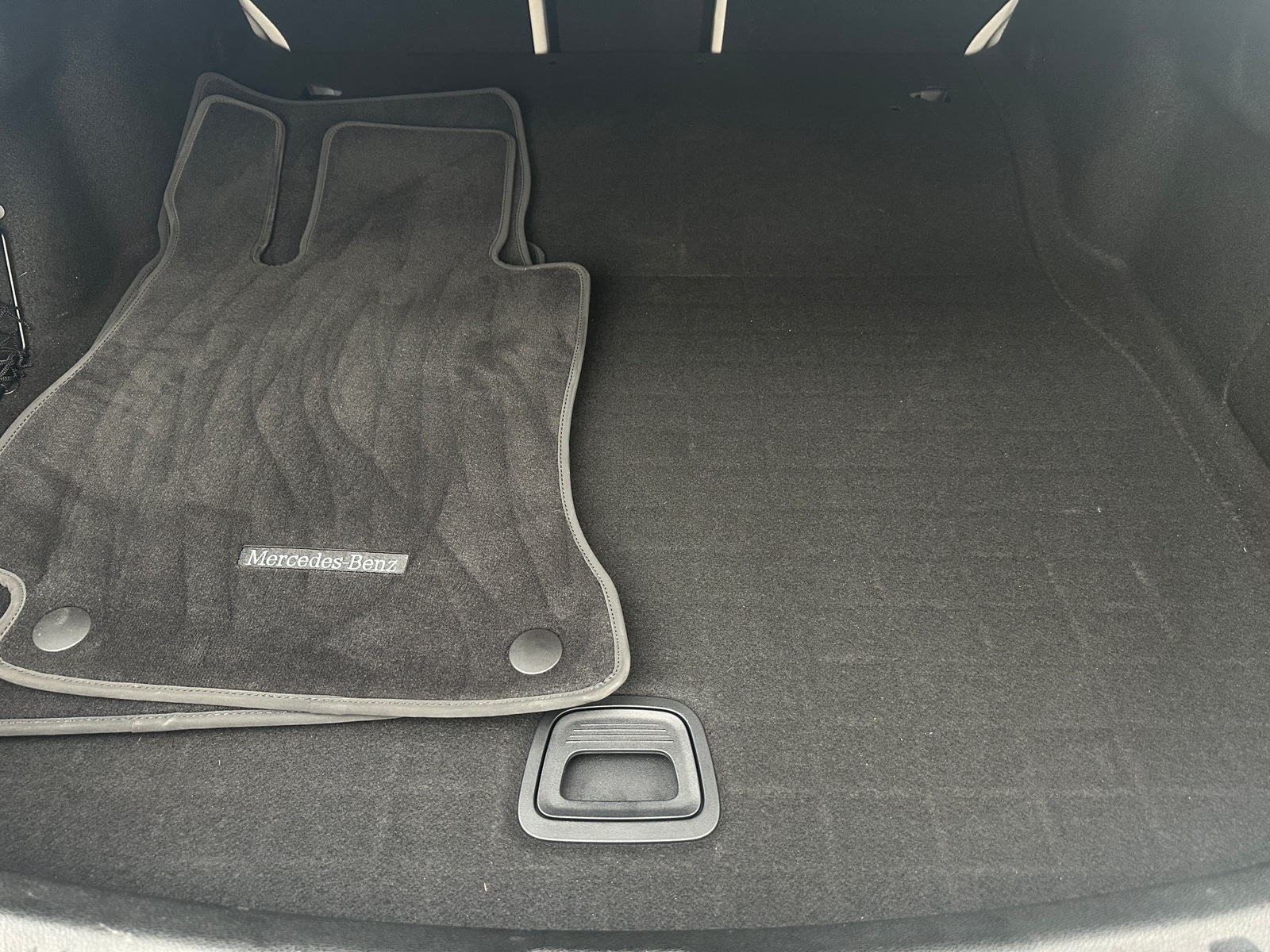 Thumbnail: 2020 Mercedes-Benz E-Class - 6