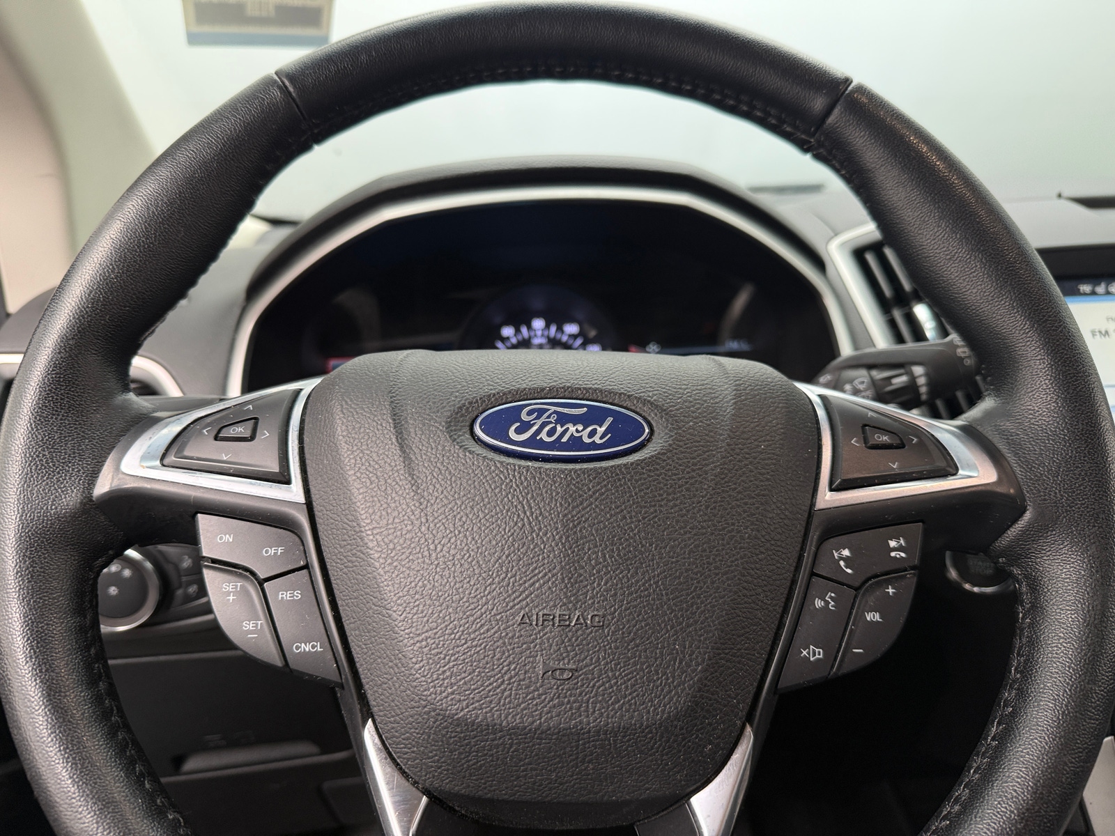 Thumbnail: 2019 Ford Edge - 5