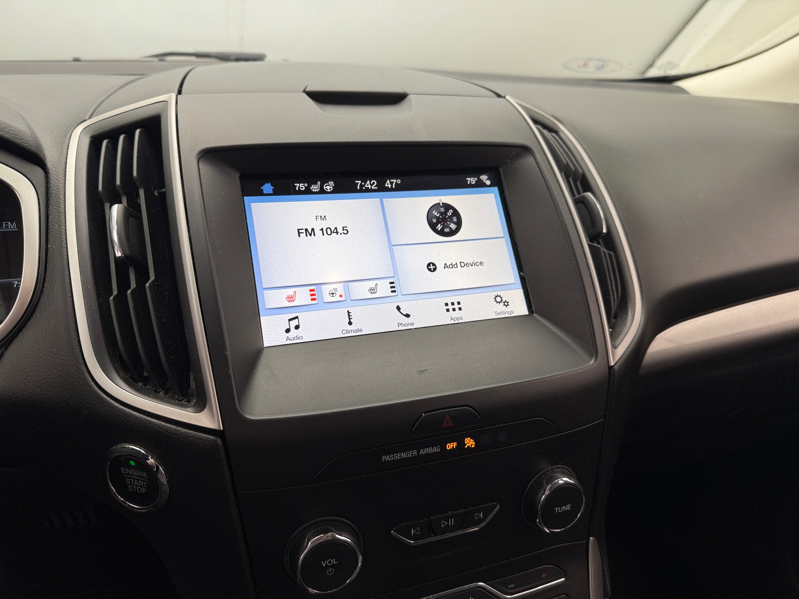 Thumbnail: 2019 Ford Edge - 4