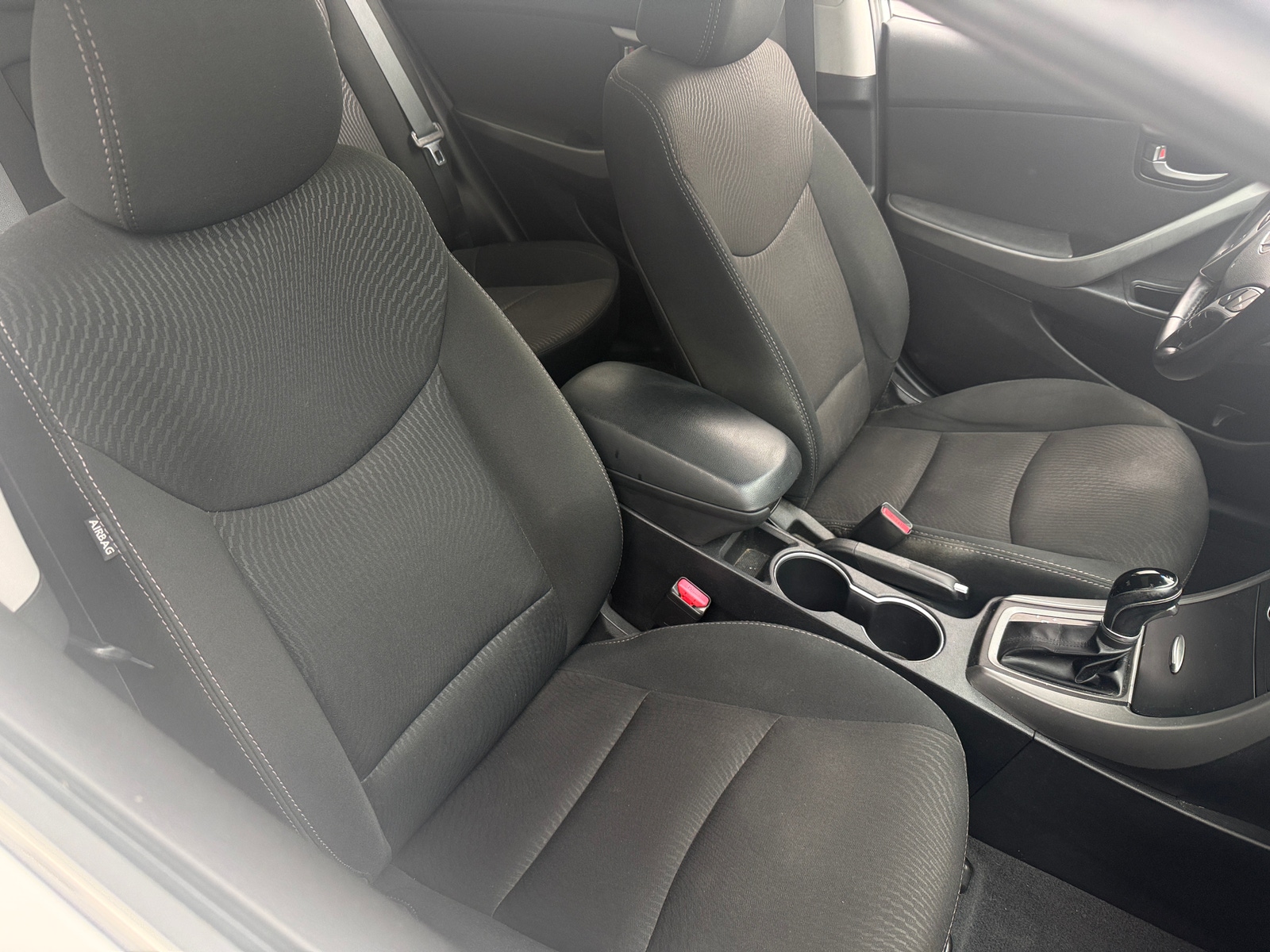 Thumbnail: 2016 Hyundai Elantra - 2