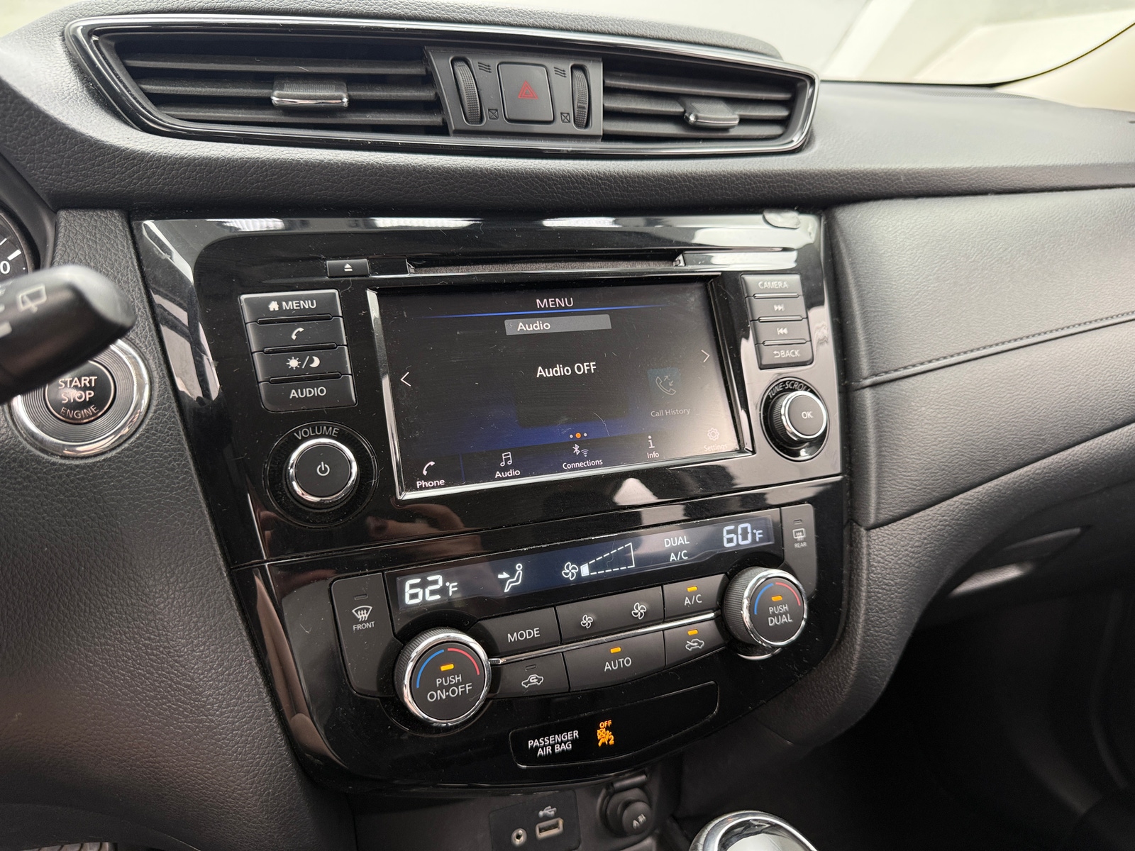 Thumbnail: 2019 Nissan Rogue - 4