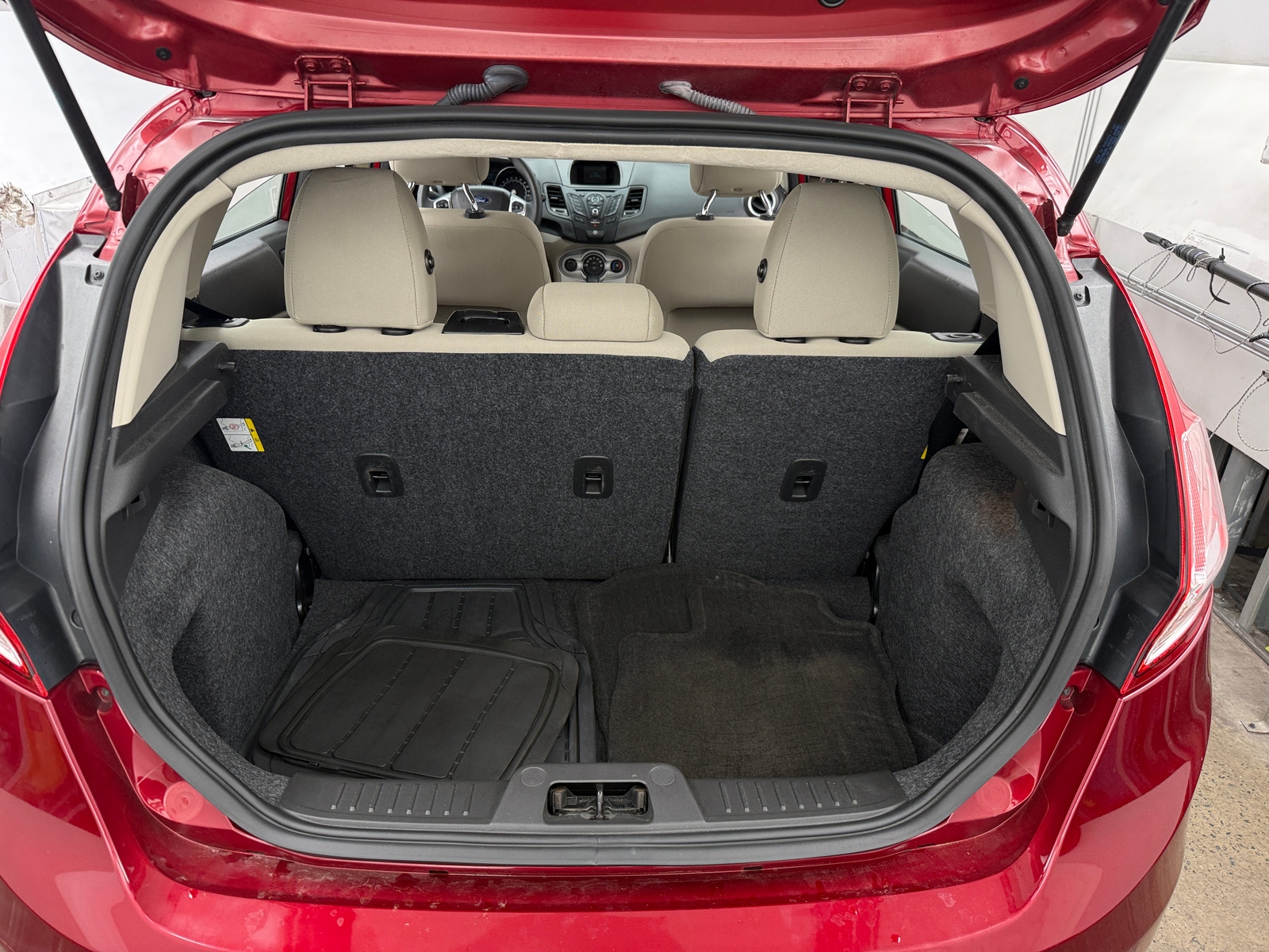 Thumbnail: 2017 Ford Fiesta - 7