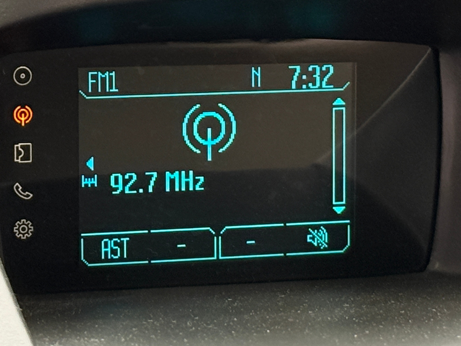 Thumbnail: 2017 Ford Fiesta - 4