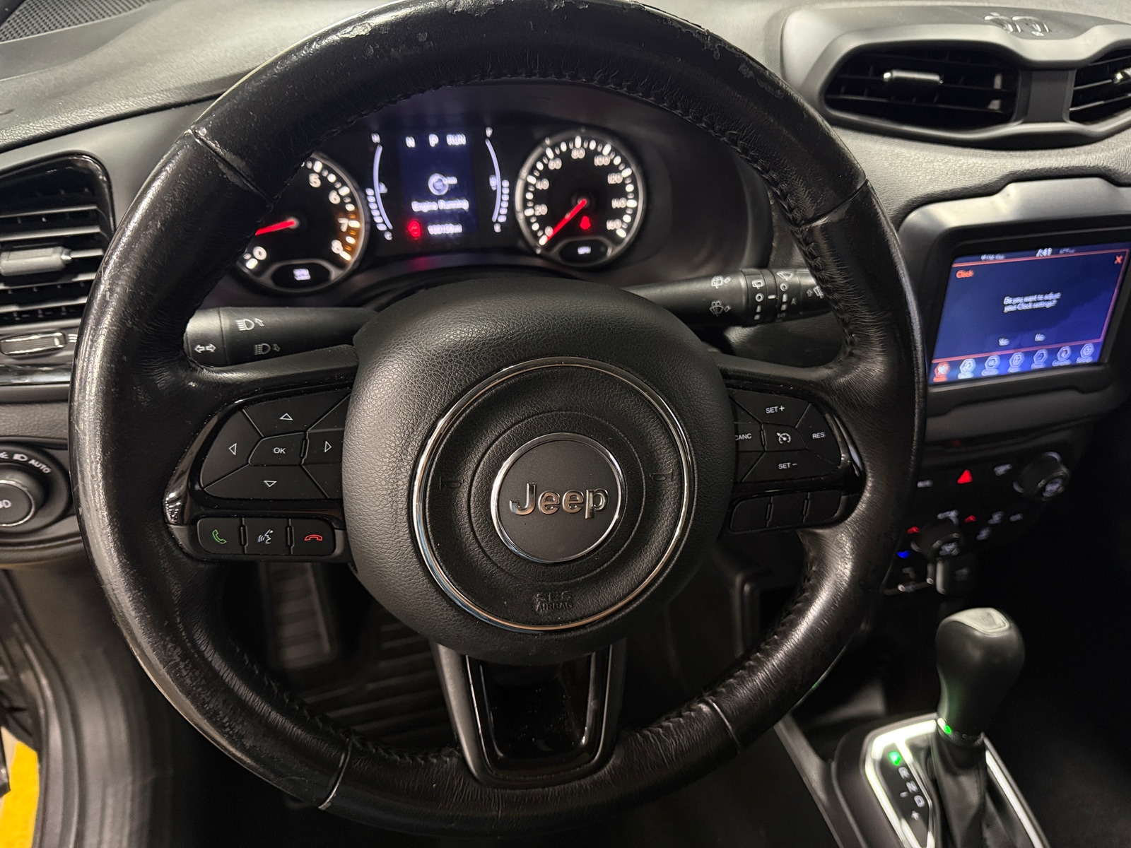 Thumbnail: 2018 Jeep Renegade - 5