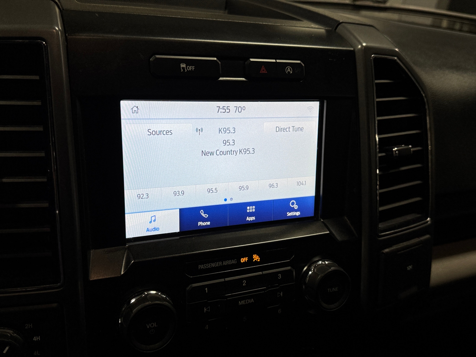 Thumbnail: 2020 Ford Econoline - 4