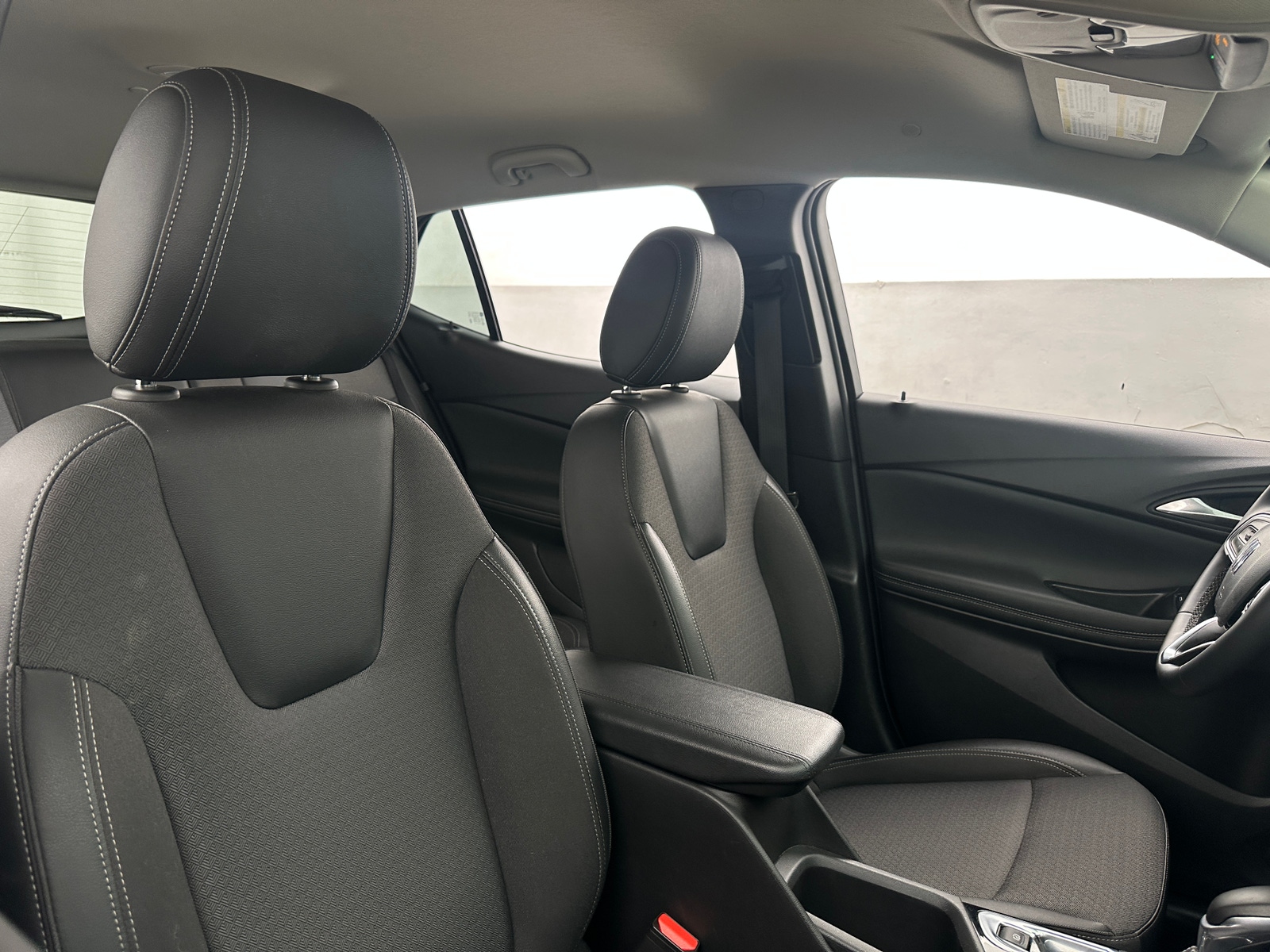 Thumbnail: 2025 Buick Encore GX - 2