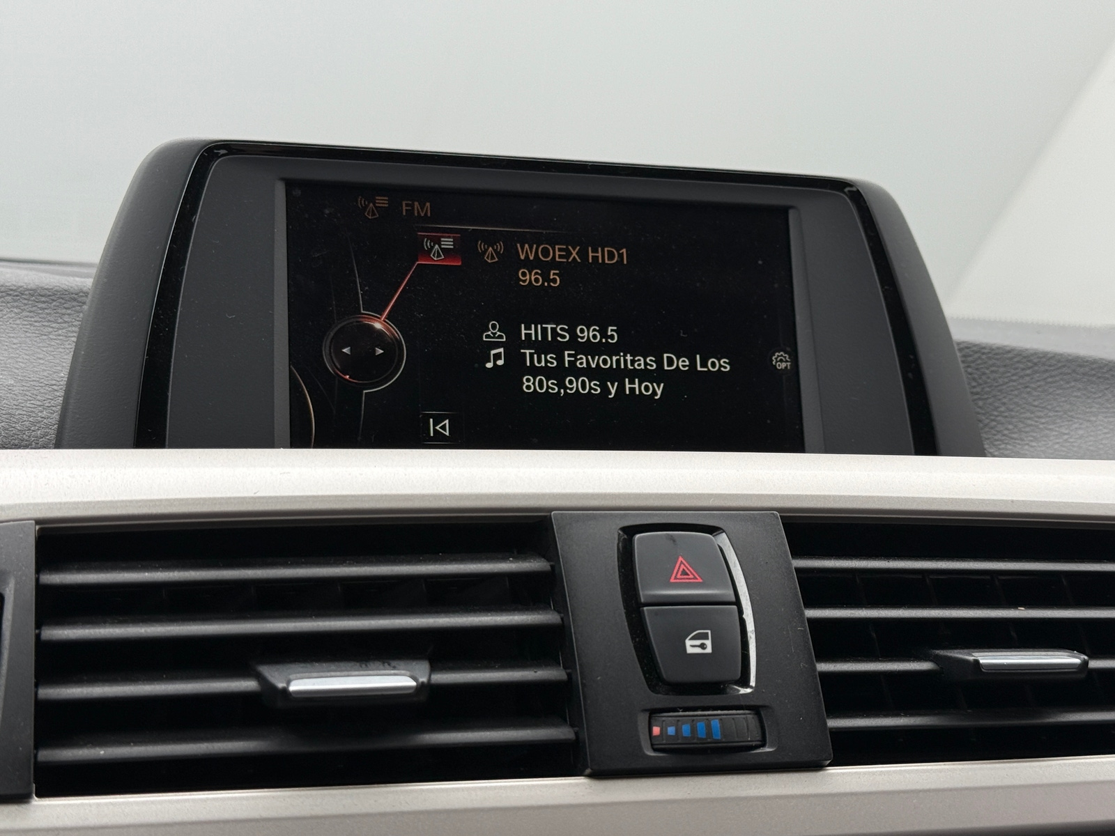 Thumbnail: 2015 BMW 3 Series - 3