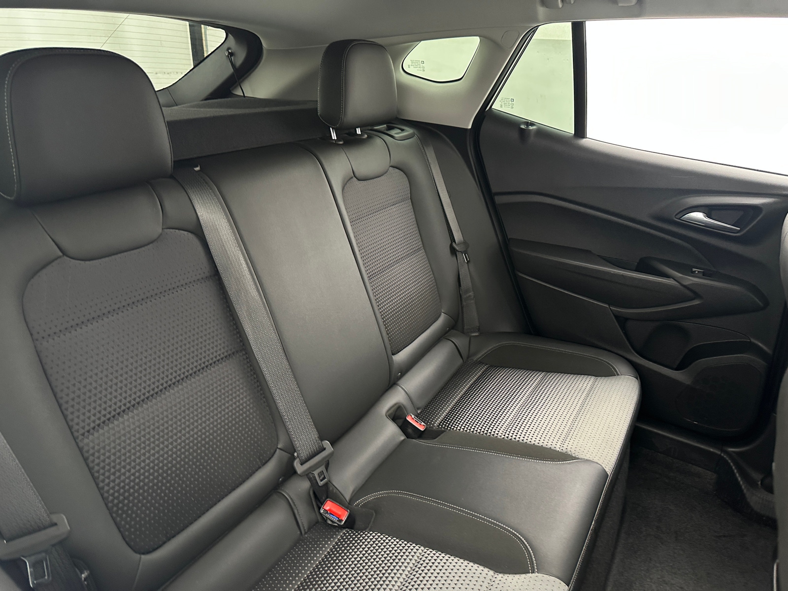 Thumbnail: 2025 Chevrolet Trax - 6