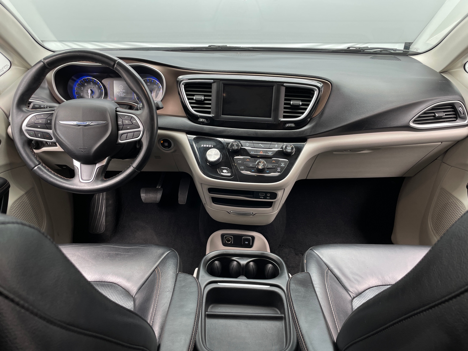 Thumbnail: 2018 Chrysler Pacifica - 2